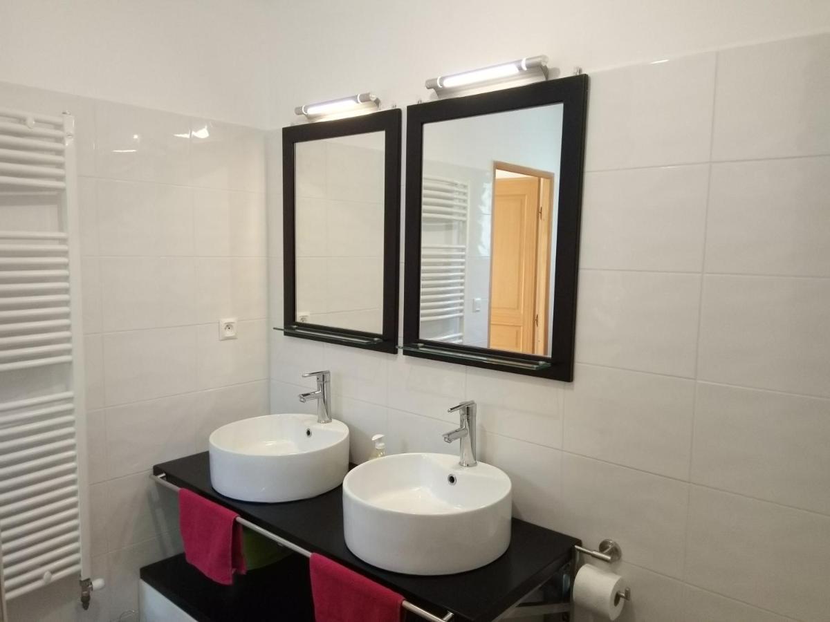 הוטוויל-לומפן Studio Independant 40M² Avec Jardin Prive מראה חיצוני תמונה
